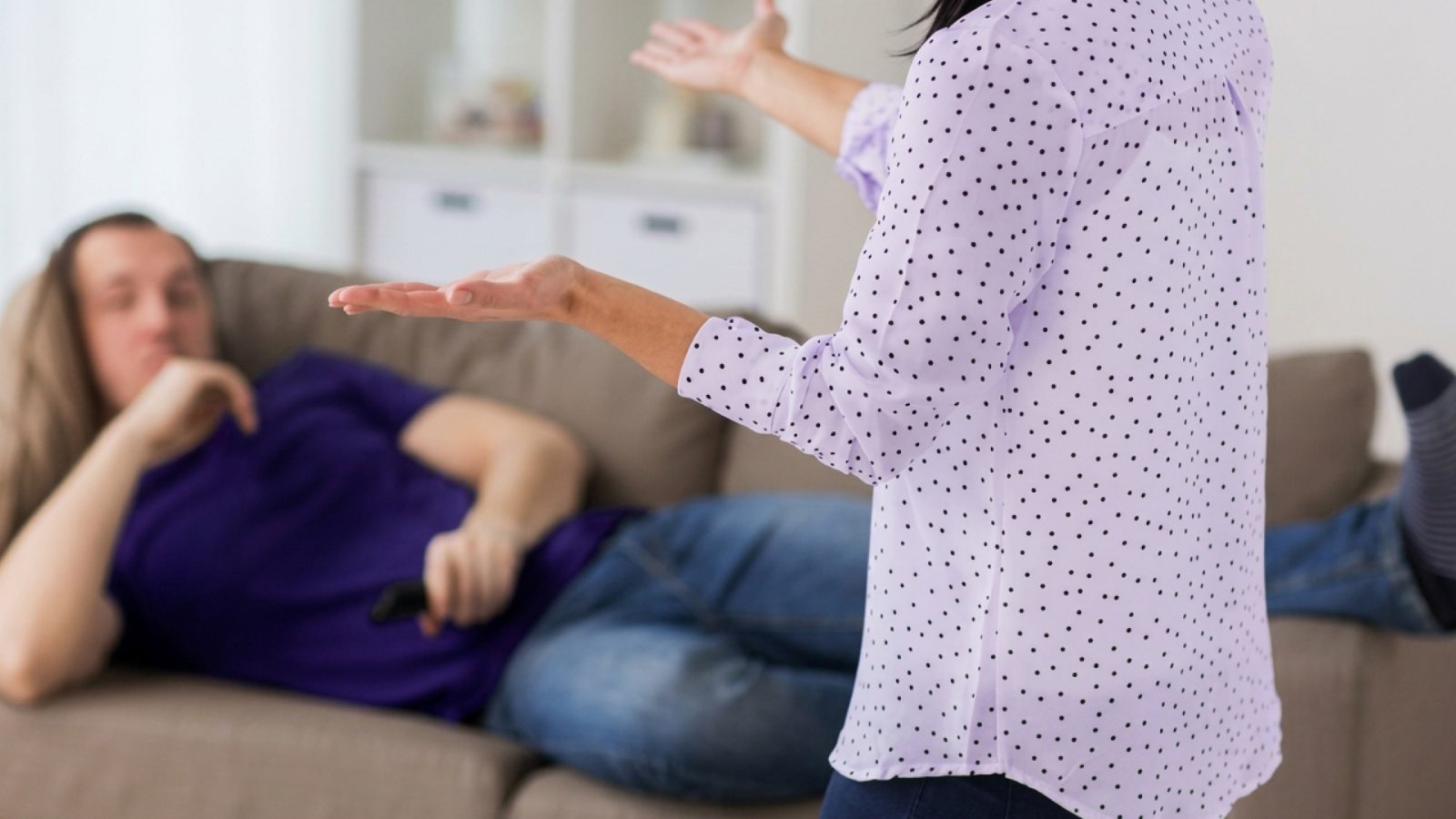 Duygusal Hissizlik Nedir? Hiçbir Şey Hissedememek Neden Olur?