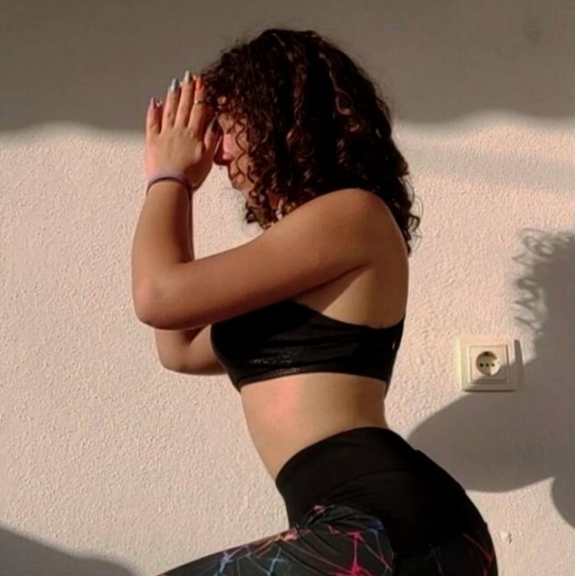 Ece Begüm İçöz - Yoga Instructor uzmanı profil fotoğrafı